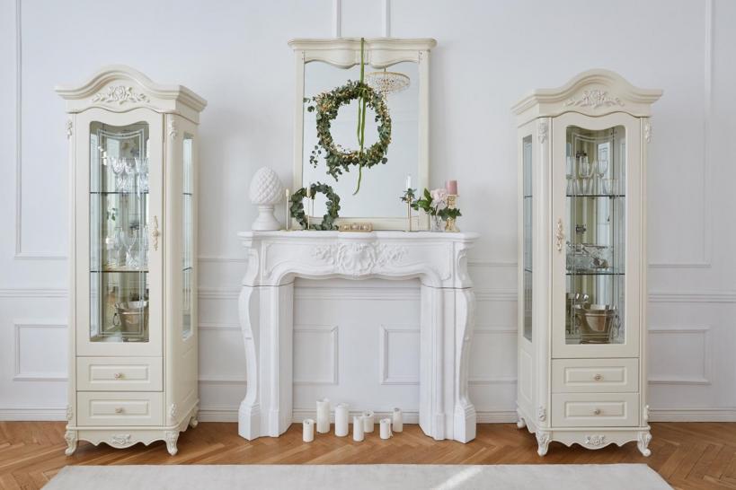 Vetrina in legno bianco Avorio classica per soggiorno