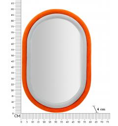 Specchio da parete con semplice cornice ovale in legno rivestita in tessuto