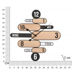 Orologio da parete dal particolare design geometrico composto da figure arrotondate