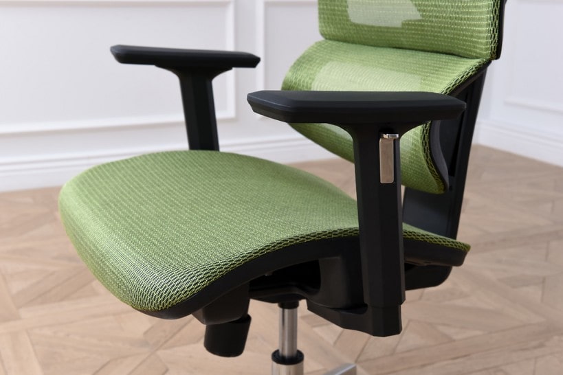 I benefici di avere una sedia posturale - Novità e curiosità sulle sedie da  ufficio -  Novità e curiosità sulle sedie da ufficio –